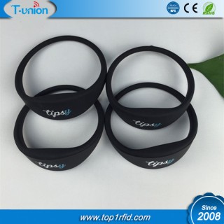 Dia64MM ISO14443A 1k Compatible RFID Silicone Wristband With Logo